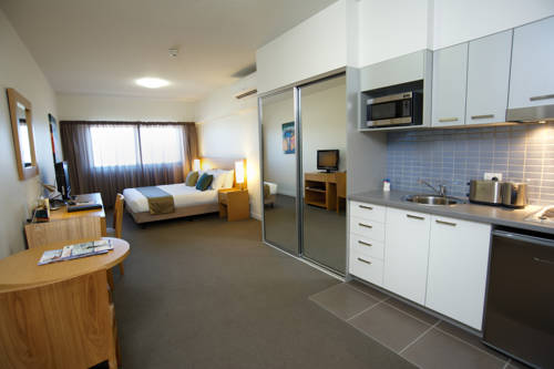 Imagen de la habitación del Hotel MainStay Suites Mackay. Foto 4