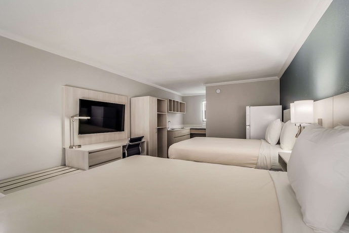 Imagen de la habitación del Hotel MainStay Suites, North Gate. Foto 2