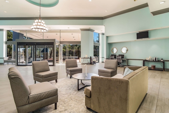 Imagen de los interiores del Hotel MainStay Suites, North Gate. Foto 16
