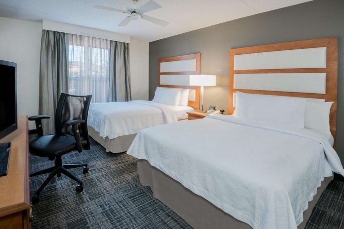 Imagen de la habitación del Hotel MainStay Suites Phoenix North. Foto 8