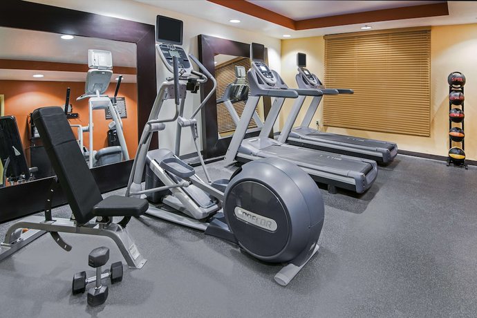 Imagen de los interiores del Hotel MainStay Suites Phoenix North. Foto 20