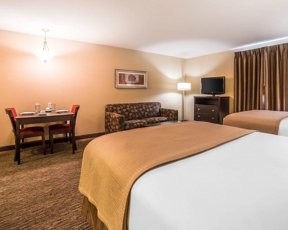 Imagen de la habitación del Hotel MainStay Suites Rapid City. Foto 3