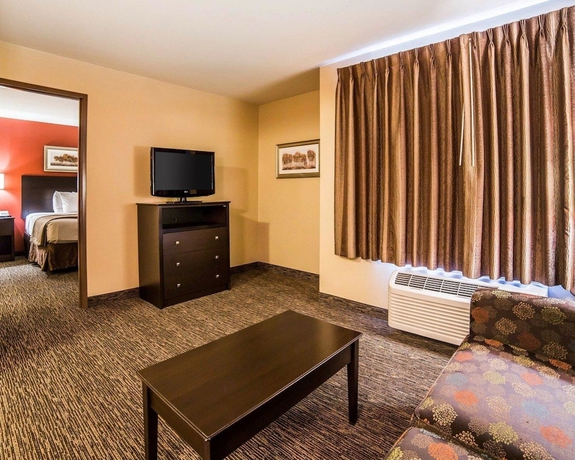 Imagen de la habitación del Hotel MainStay Suites Rapid City. Foto 5