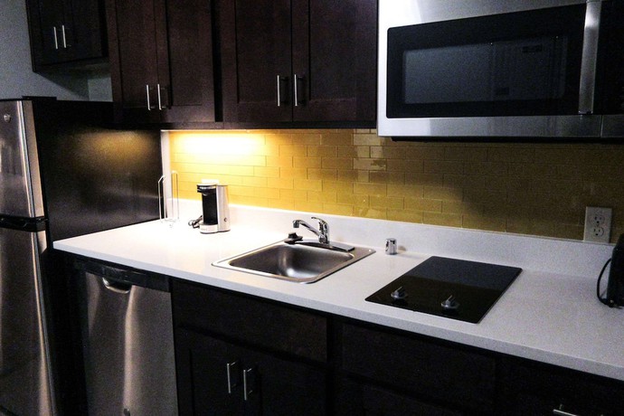 Imagen de la habitación del Hotel MainStay Suites Spokane Airport. Foto 4