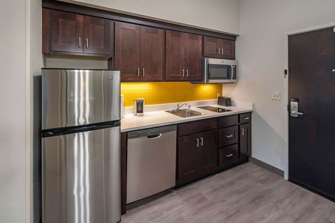 Imagen de la habitación del Hotel MainStay Suites Spokane Airport. Foto 8