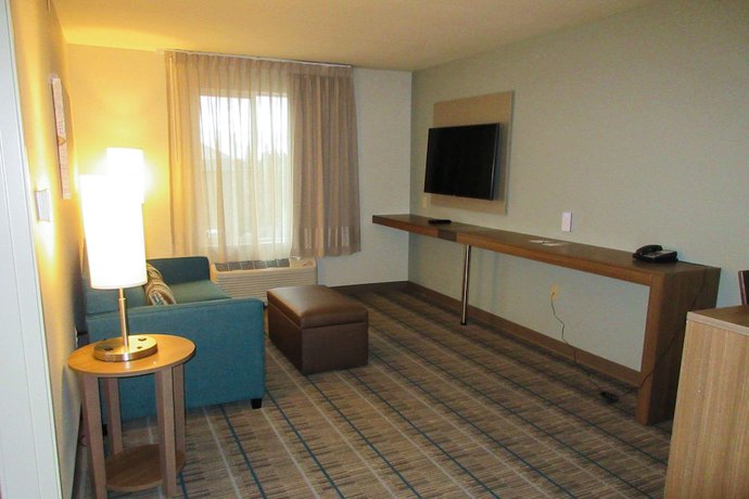 Imagen de la habitación del Hotel MainStay Suites Spokane Airport. Foto 17