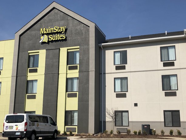 Imagen general del Hotel MainStay Suites St Louis Airport. Foto 3