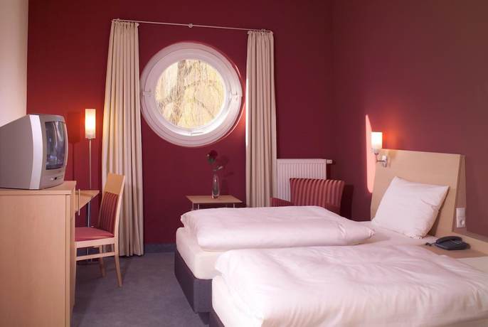 Imagen de la habitación del Hotel Mainpromenade. Foto 5