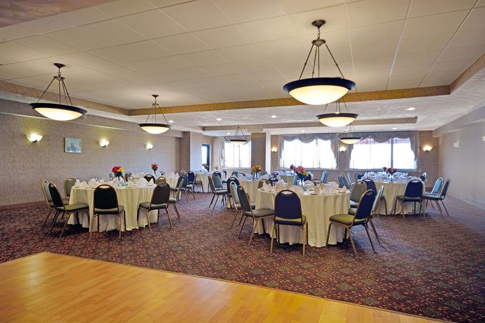 Imagen de los exteriores del Hotel Mainstay And Conference Center. Foto 11