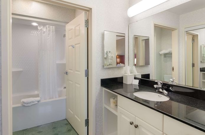 Imagen de la habitación del Hotel Mainstay Suites Airport. Foto 12