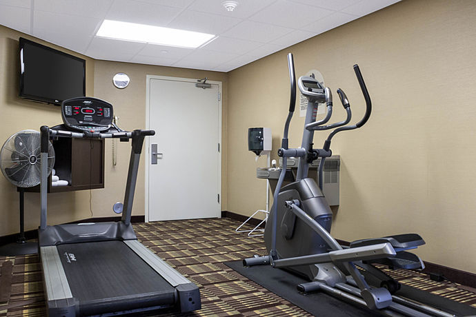 Imagen de los interiores del Hotel Mainstay Suites, Bismarck. Foto 11
