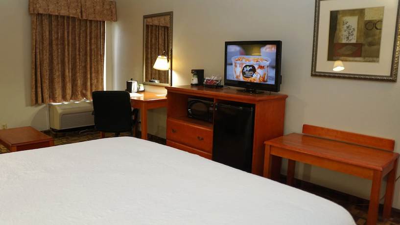 Imagen de la habitación del Hotel Mainstay Suites Bourbonnais - Kankakee. Foto 14