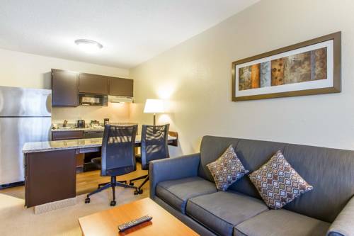 Imagen de la habitación del Hotel Mainstay Suites Brentwood. Foto 6