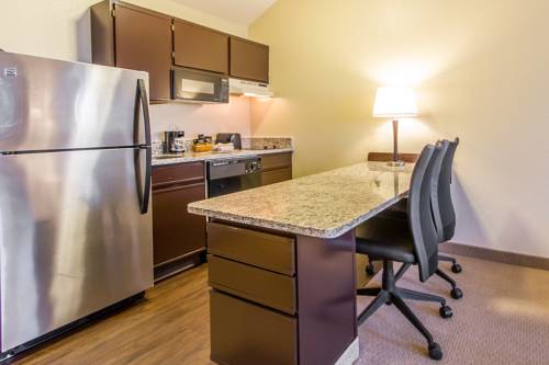 Imagen de la habitación del Hotel Mainstay Suites Brentwood. Foto 9