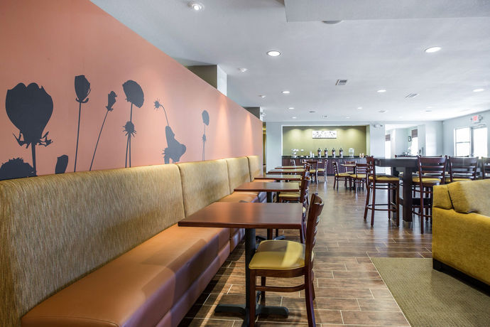 Imagen del bar/restaurante del Hotel Mainstay Suites Cartersville - Emerson Lake Point. Foto 2