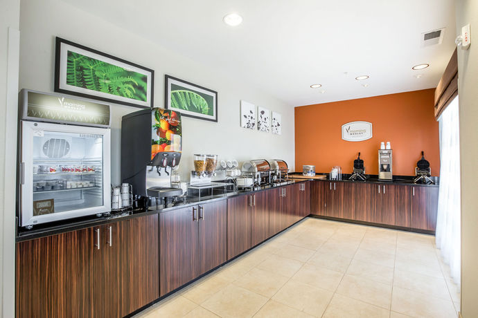 Imagen del bar/restaurante del Hotel Mainstay Suites Cartersville - Emerson Lake Point. Foto 8