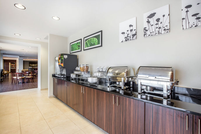 Imagen de los interiores del Hotel Mainstay Suites Cartersville - Emerson Lake Point. Foto 13