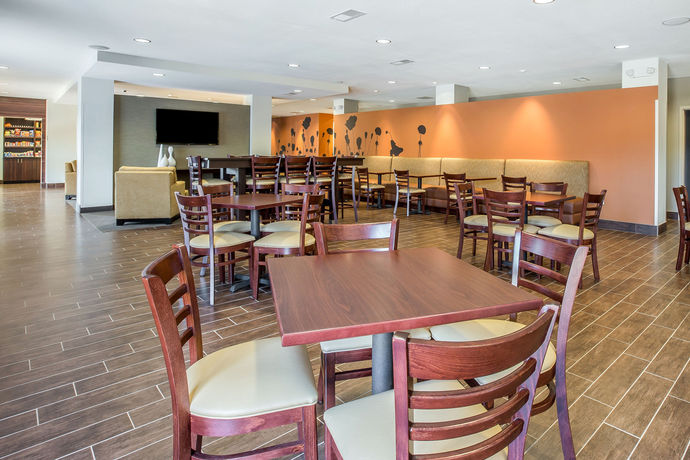 Imagen de los interiores del Hotel Mainstay Suites Cartersville - Emerson Lake Point. Foto 14