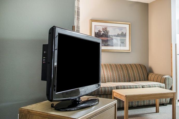 Imagen de los interiores del Hotel Mainstay Suites Cedar Rapids. Foto 10