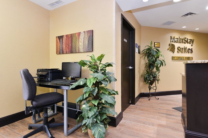 Imagen de los interiores del Hotel Mainstay Suites Chattanooga Hamilton Place. Foto 13