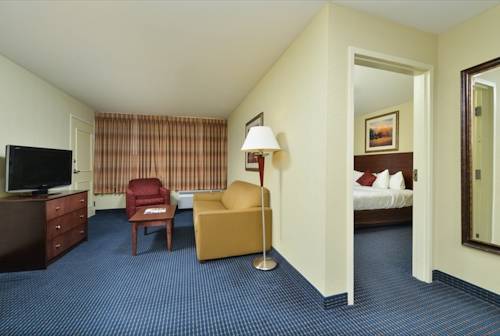 Imagen de la habitación del Hotel Mainstay Suites Dover. Foto 13