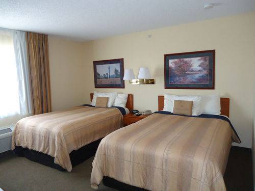 Imagen de la habitación del Hotel Mainstay Suites Emporia. Foto 5