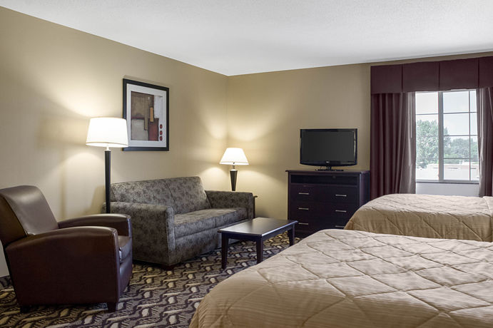 Imagen de la habitación del Hotel Mainstay Suites. Foto 4