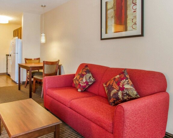 Imagen de la habitación del Hotel Mainstay Suites Grand Island. Foto 13