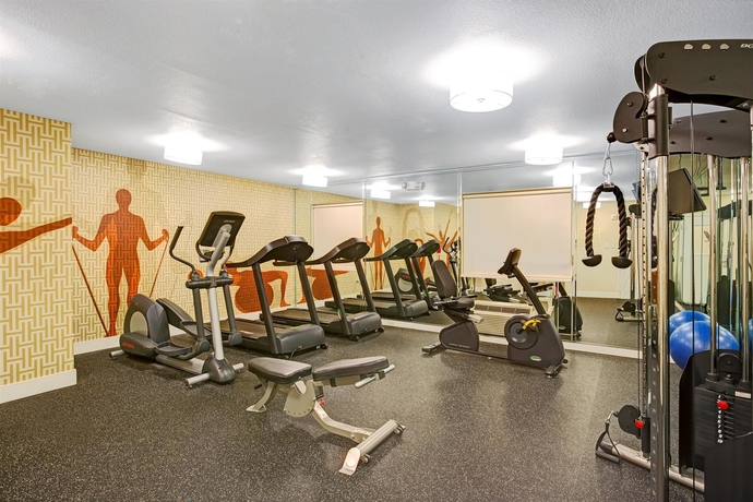 Imagen de los interiores del Hotel Mainstay Suites Greensboro. Foto 16