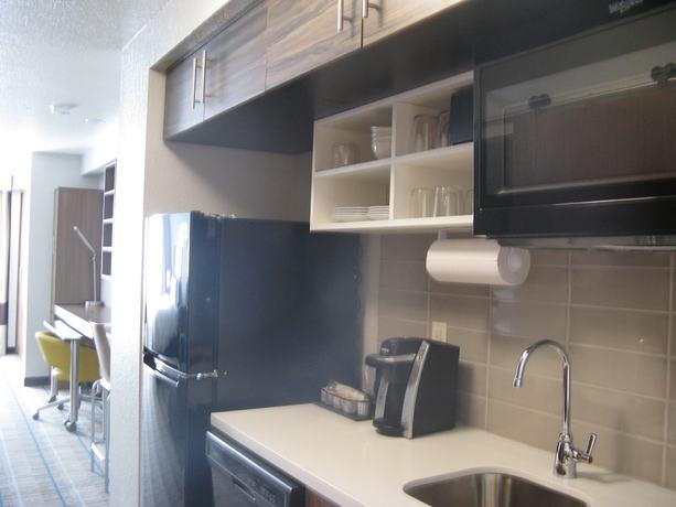 Imagen de la habitación del Hotel Mainstay Suites I-90 City Center. Foto 7