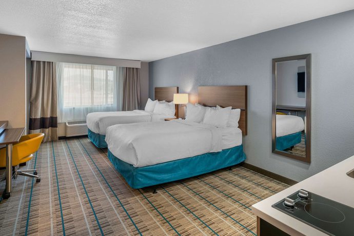 Imagen de la habitación del Hotel Mainstay Suites I-90 City Center. Foto 12