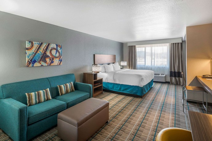 Imagen de la habitación del Hotel Mainstay Suites I-90 City Center. Foto 13