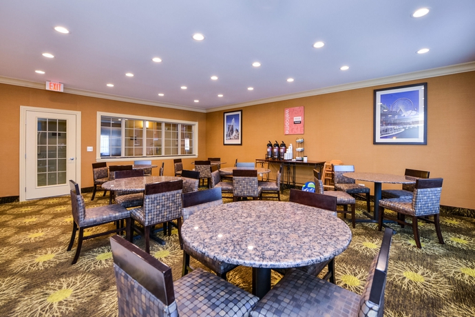 Imagen del bar/restaurante del Hotel Mainstay Suites Joliet I-55. Foto 5