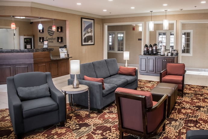Imagen de los interiores del Hotel Mainstay Suites Joliet I-55. Foto 13