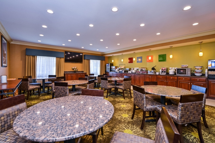 Imagen del bar/restaurante del Hotel Mainstay Suites Joliet I-55. Foto 6