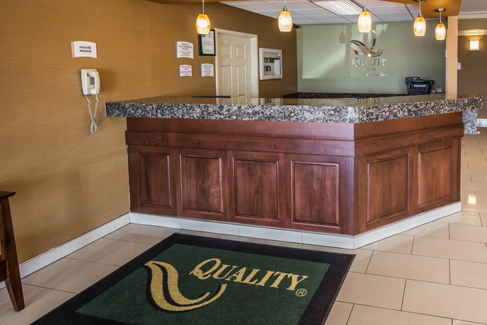 Imagen de los interiores del Hotel Mainstay Suites Joliet I-80. Foto 14