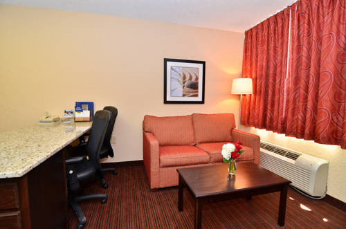 Imagen de la habitación del Hotel Mainstay Suites Knoxville Airport. Foto 5