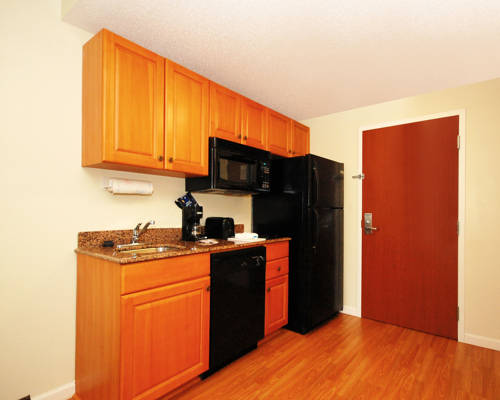 Imagen de la habitación del Hotel Mainstay Suites Knoxville North I-75. Foto 15