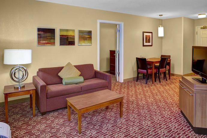 Imagen de la habitación del Hotel Mainstay Suites, Middleburg Heights. Foto 10