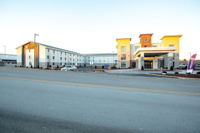 Imagen general del Hotel Mainstay Suites Oak Brook Terrace-chicago. Foto 2