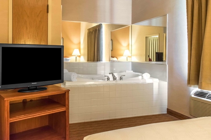 Imagen de la habitación del Hotel Mainstay Suites Of Lancaster County. Foto 16