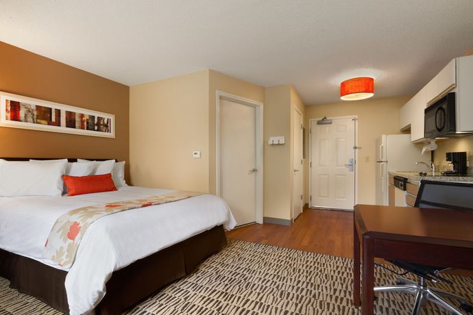 Imagen de la habitación del Hotel Mainstay Suites Omaha Old Mill. Foto 13