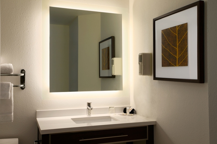 Imagen de la habitación del Hotel Mainstay Suites Orlando Altamonte Springs. Foto 9