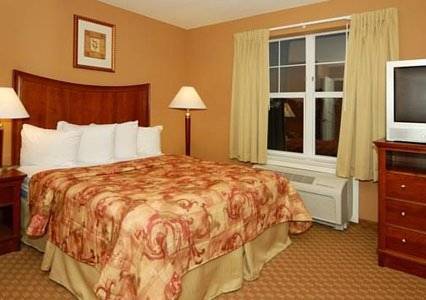 Imagen de la habitación del Hotel Mainstay Suites Port Saint Joe. Foto 2