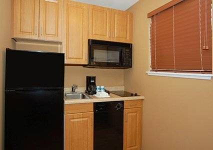 Imagen de la habitación del Hotel Mainstay Suites Port Saint Joe. Foto 7