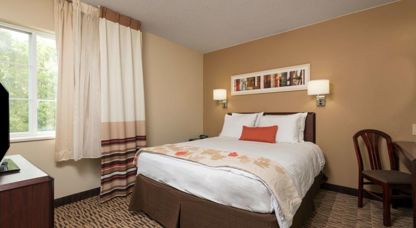Imagen de la habitación del Hotel Mainstay Suites Raleigh - Cary. Foto 5