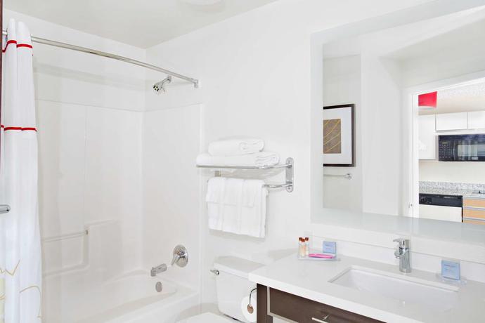 Imagen de la habitación del Hotel Mainstay Suites Salt Lake City Fort Union. Foto 5