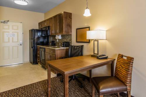 Imagen de la habitación del Hotel Mainstay Suites Watford City - Event Center. Foto 6