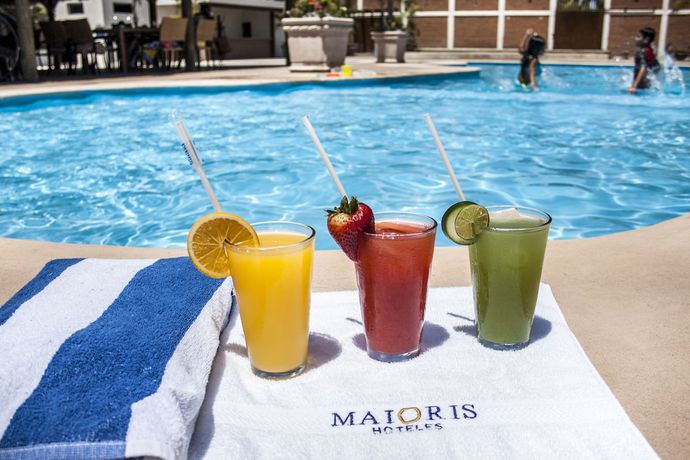 Imagen de la piscina del Hotel Maioris Navolato. Foto 19