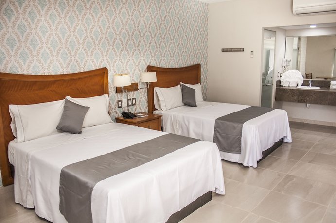 Imagen de la habitación del Hotel Maioris Navolato. Foto 11